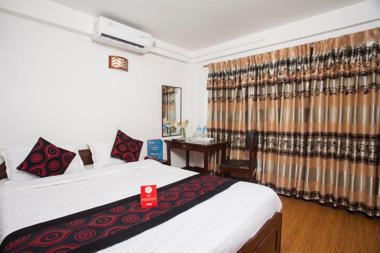 Oyo 175 Hotel Felicity Катманду Экстерьер фото