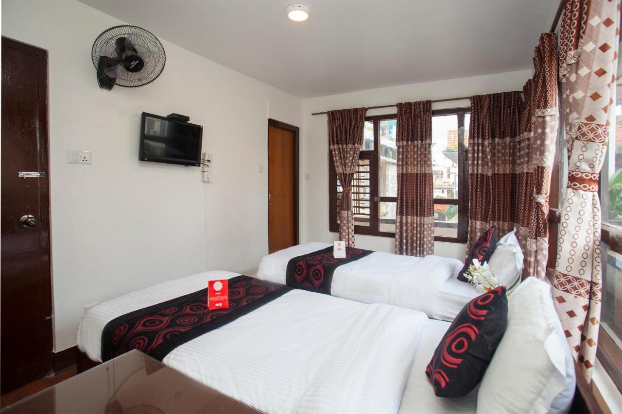 Oyo 175 Hotel Felicity Катманду Экстерьер фото