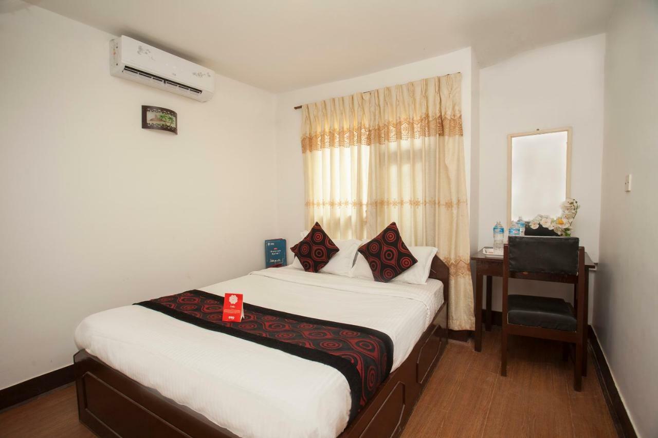Oyo 175 Hotel Felicity Катманду Экстерьер фото